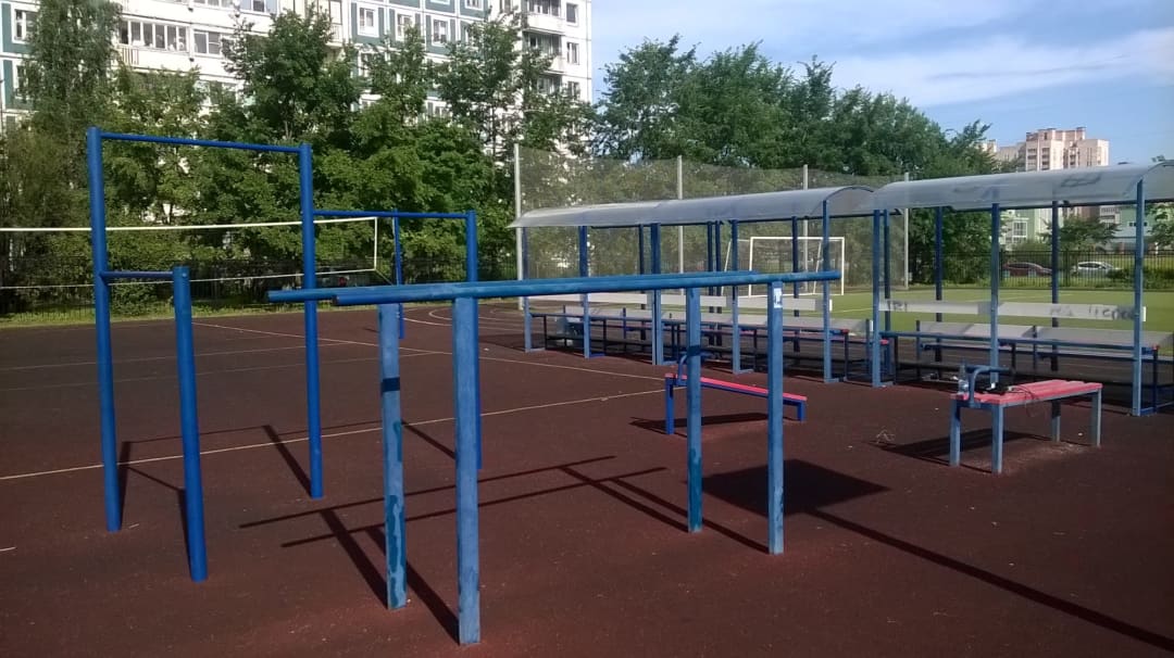 Pull Up Bar at Calisthenics Park at Камышовая улица, Санкт-Петербург – photo 1 of 2