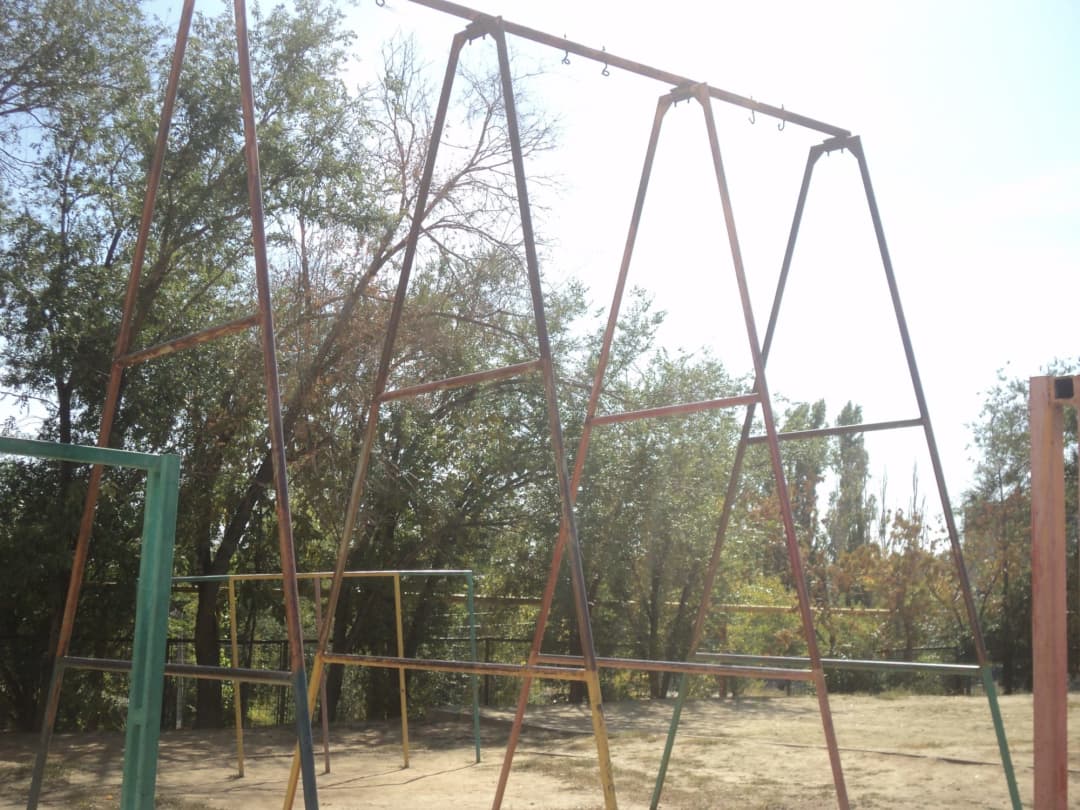 Шведська стінка на майданчику Calisthenics Park at улица Грамши, Волгоград – фото 4 з 4