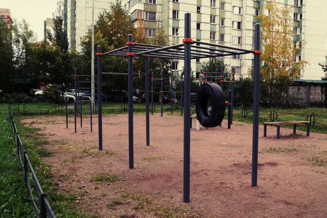 Pull Up Bar at Calisthenics Park at проспект Маршала Жукова, Санкт-Петербург – photo 5 of 5