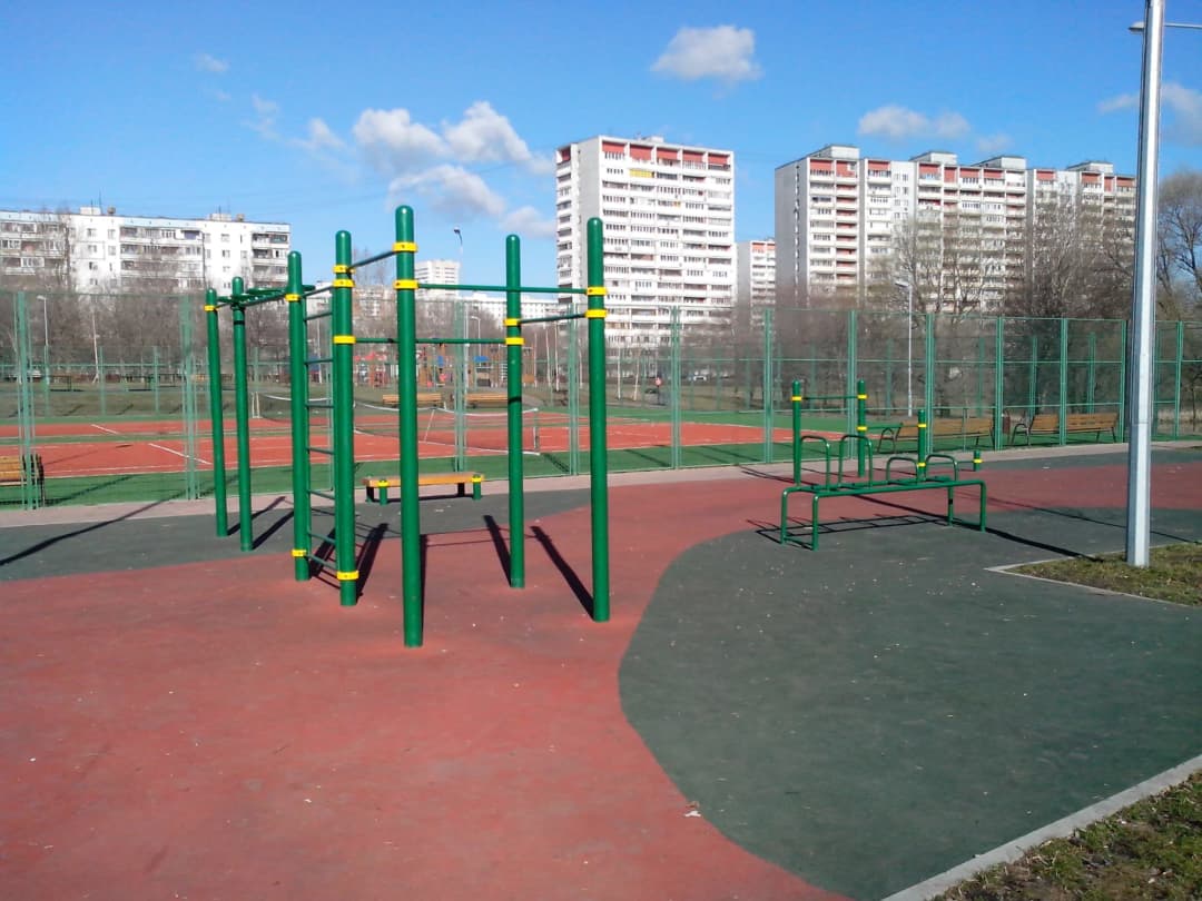 Push Up Bar at Calisthenics Park at Сухонская улица, Москва – photo 2 of 3
