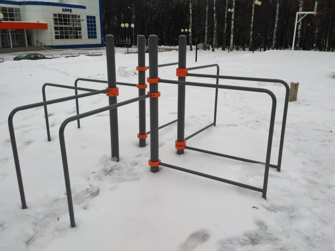 Espalderas en Calisthenics Park at улица Мира, Владимир – foto 4 de 8