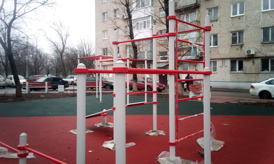 Barra de Dominadas en Calisthenics Park at проспект Стачки, Ростов-на-Дону – foto 1 de 4