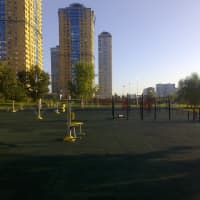 Calisthenics Park at улица Маршала Катукова, Москва - thumbnail 4