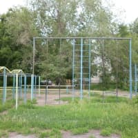 Calisthenics Park at улица Сергея Васильева, Курган - thumbnail 3