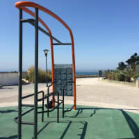 Calisthenics Park at Avenida Diana Spencer, Cascais - thumbnail 5