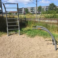 Calisthenics Park at Mjølnerparken, København - thumbnail 3