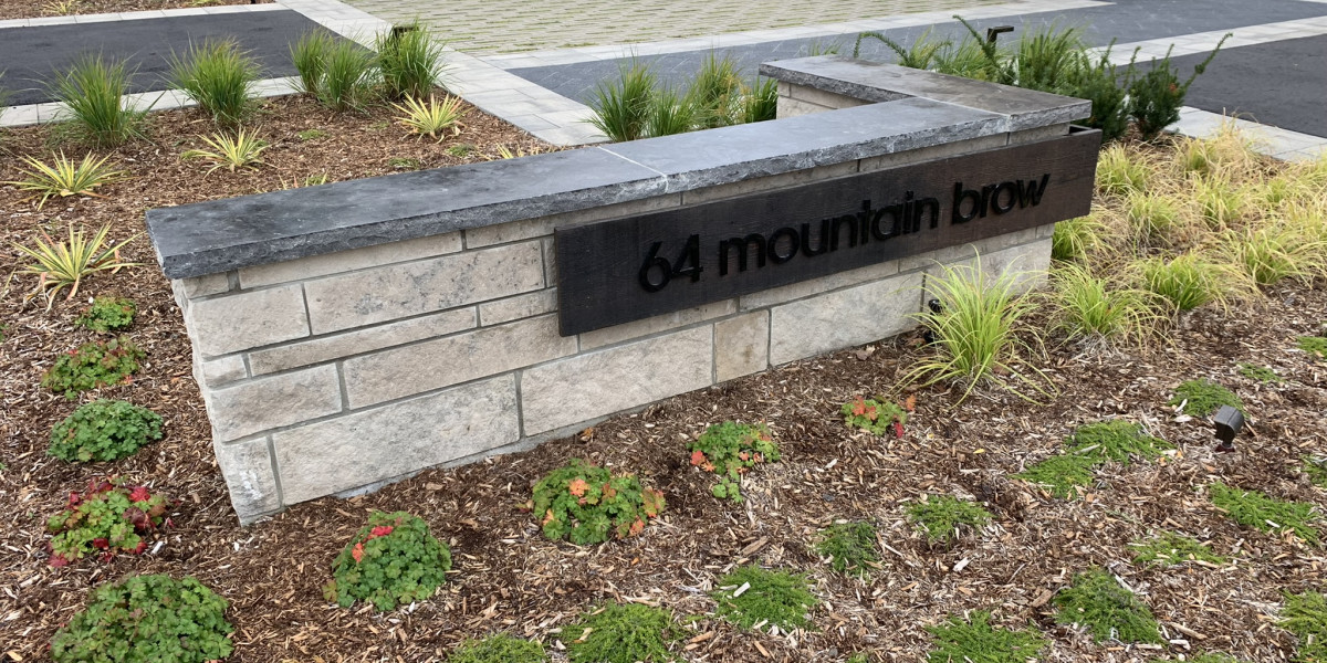 Address and Feature Walls Schuit Landscapes Inc.