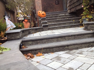 Front entrances are brought to life by using the right mix of products from Techo-bloc