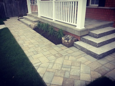 Front entrances are brought to life by using the right mix of products from Techo-bloc