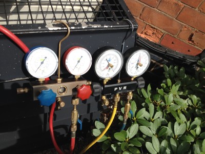 Air conditioning leak test and repairs Wolverhampton West Midlands.