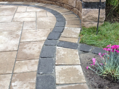 Techo-bloc products provide easy solutions to create great details in any outdoor space