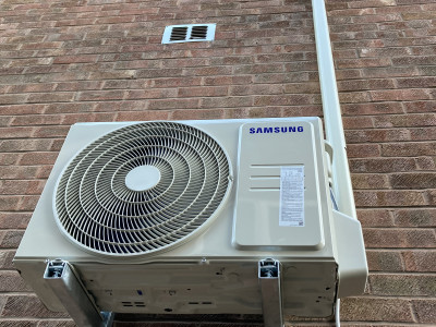 Residential Air Con unit heat pump installation Stourbridge with 0% vat.