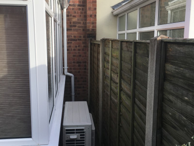 Conservatory air conditioning installation Dudley.