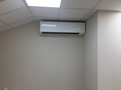 Wall mount office Air conditioning installation Wolverhampton