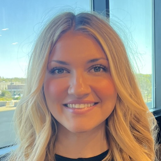 Lindsay - Community Coordinator