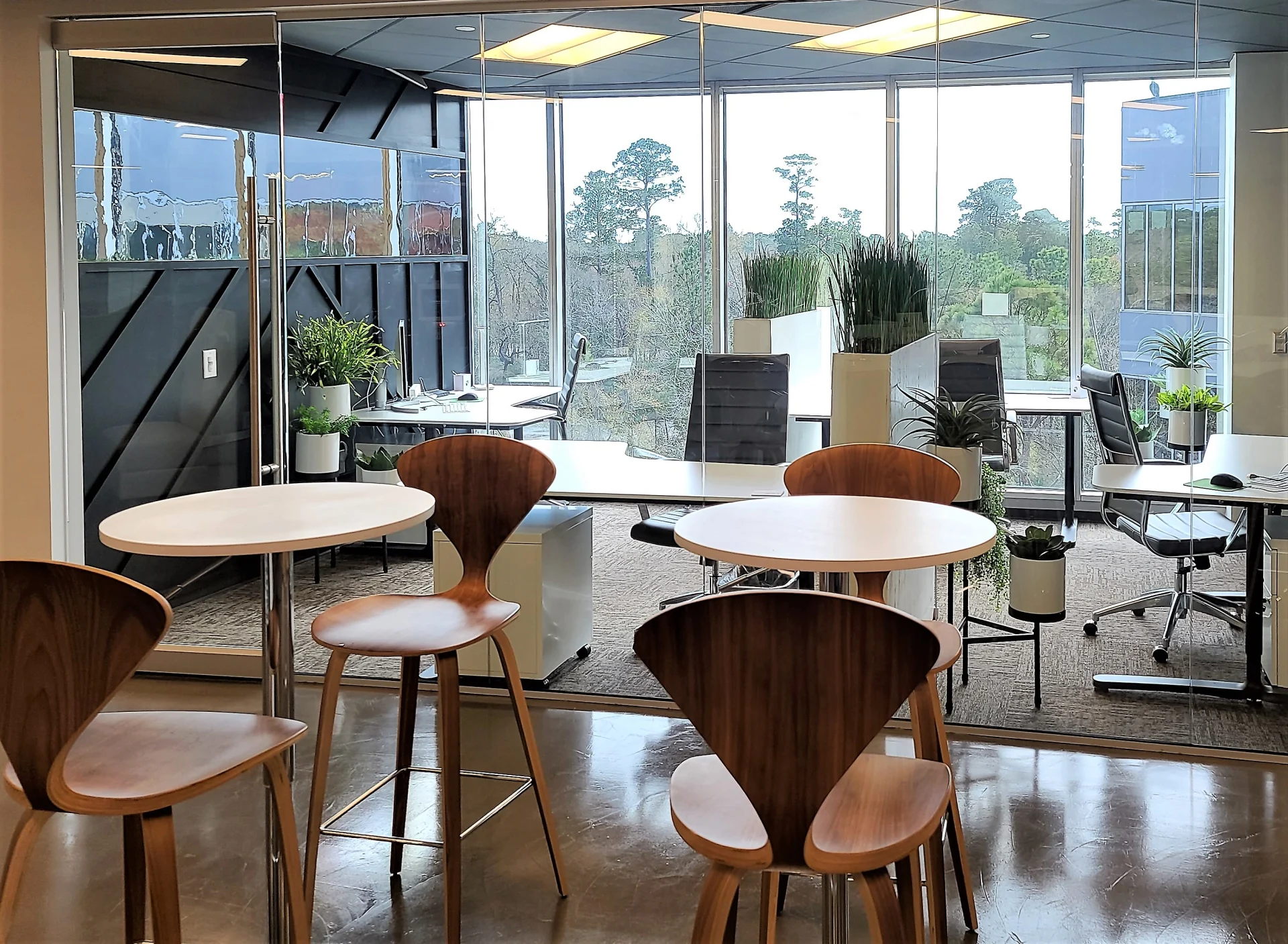 Coworking space at 2001 Timberloch Place, Suite 500