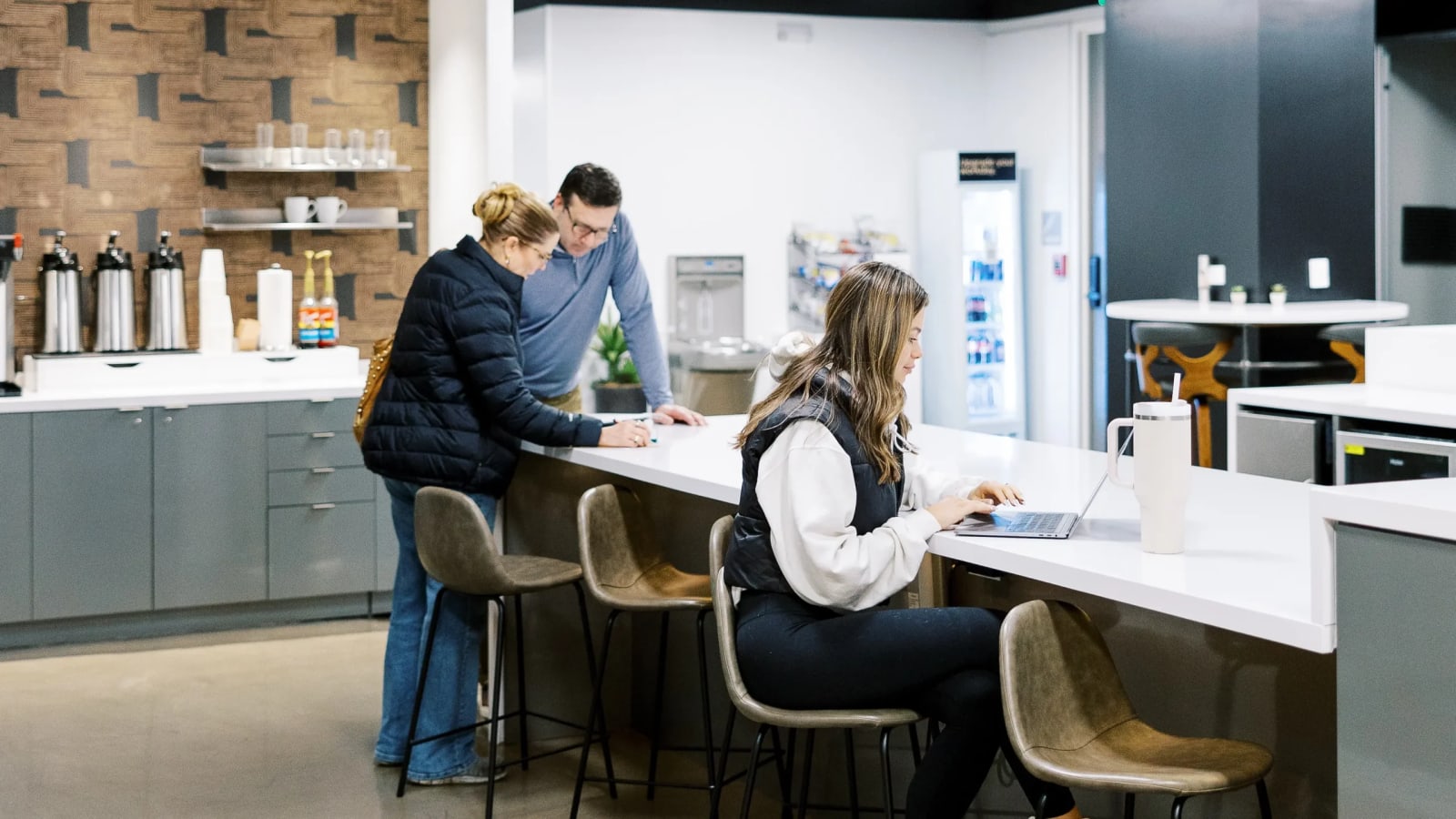 How Does a Premium Coworking Space Boost Creativity?