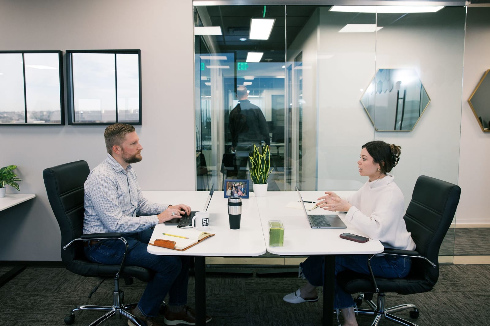 The Ideal Workspace: How Office Design Impacts Productivity, Wellbeing, and Retention