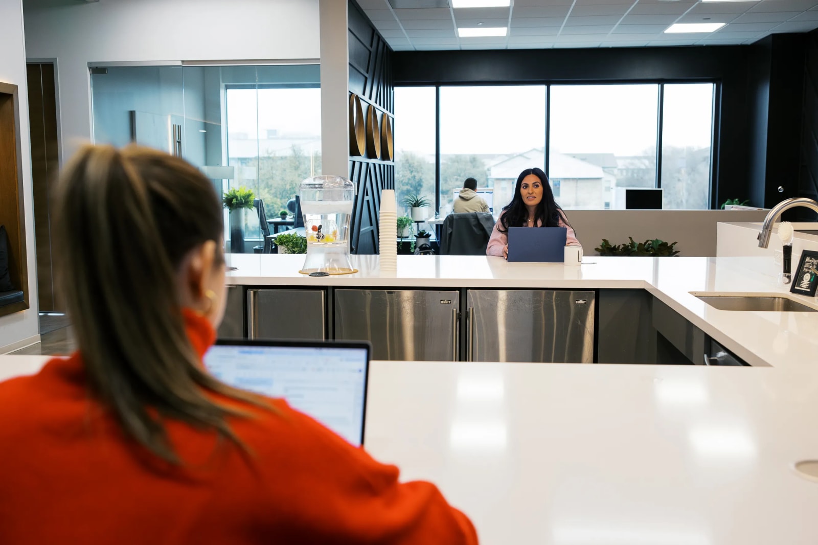 Coffee lounge and hot desk bar coworking area at Lucid Private Offices Legacy Frisco