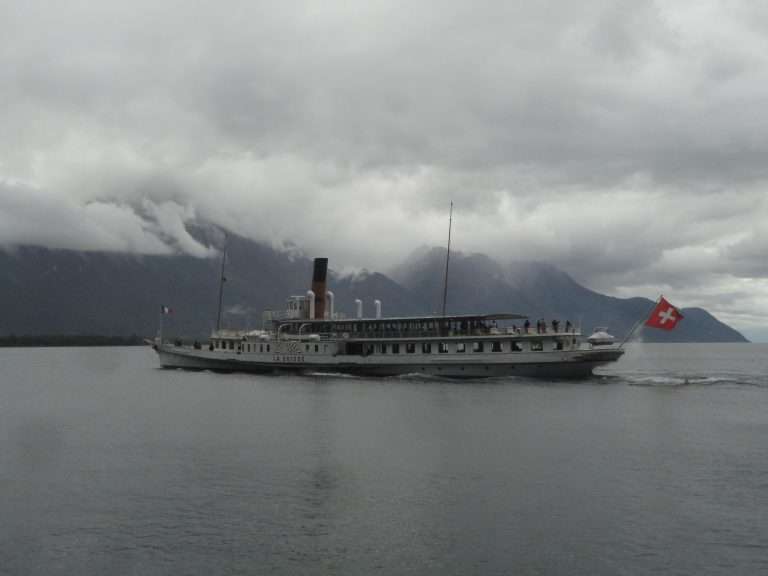 Recorrer el lago Leman