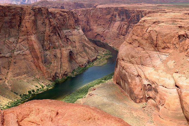 Llegar al abismo del Gran Cañón del Colorado a través de la ruta 66