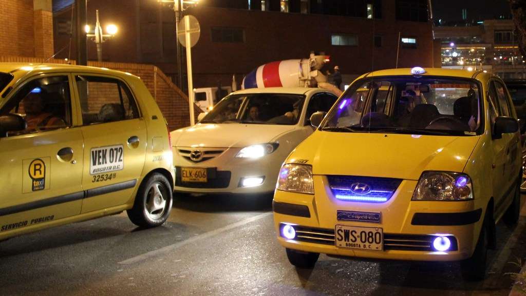 Viajar a Bogotá – Transporte: Taxis, Transmilenio y Busetas