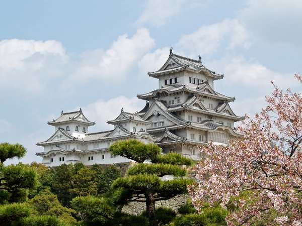 UNA MAÑANA EN EL CASTILLO DE HIMEJI