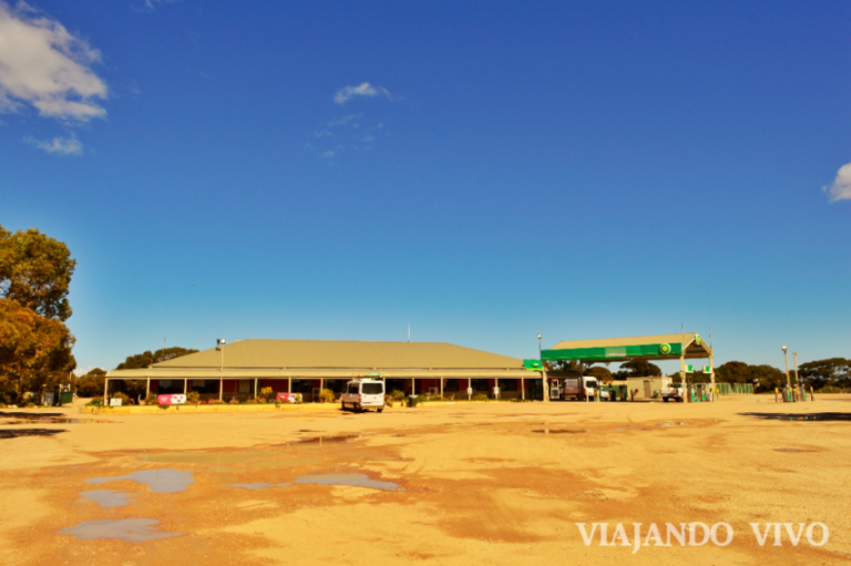 Border Village: Viviendo en el medio de la nada
