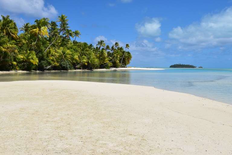 ISLAS COOK – AITUTAKI: VIAJE EN EL TIEMPO AL PARAÍSO