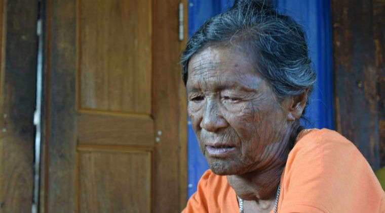 Mindat y las mujeres de rostro tatuado