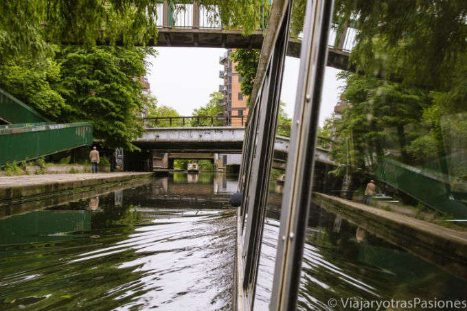 POR LOS CANALES DE LONDRES: DE LITTLE VENICE A CAMDEN EN BARCO