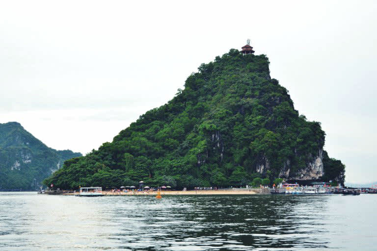 Crucero por Halong Bay