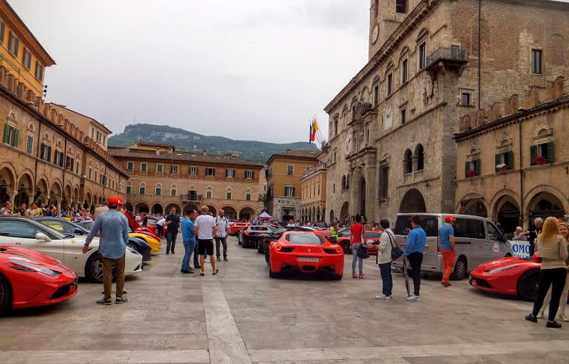 Ascoli Piceno, la ciudad de las artes, la ciudad del travertino