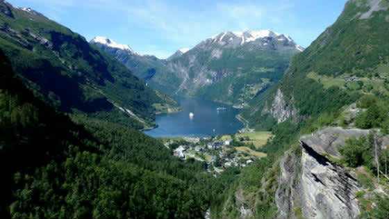 Geiranger y la cascada de Fossevandring