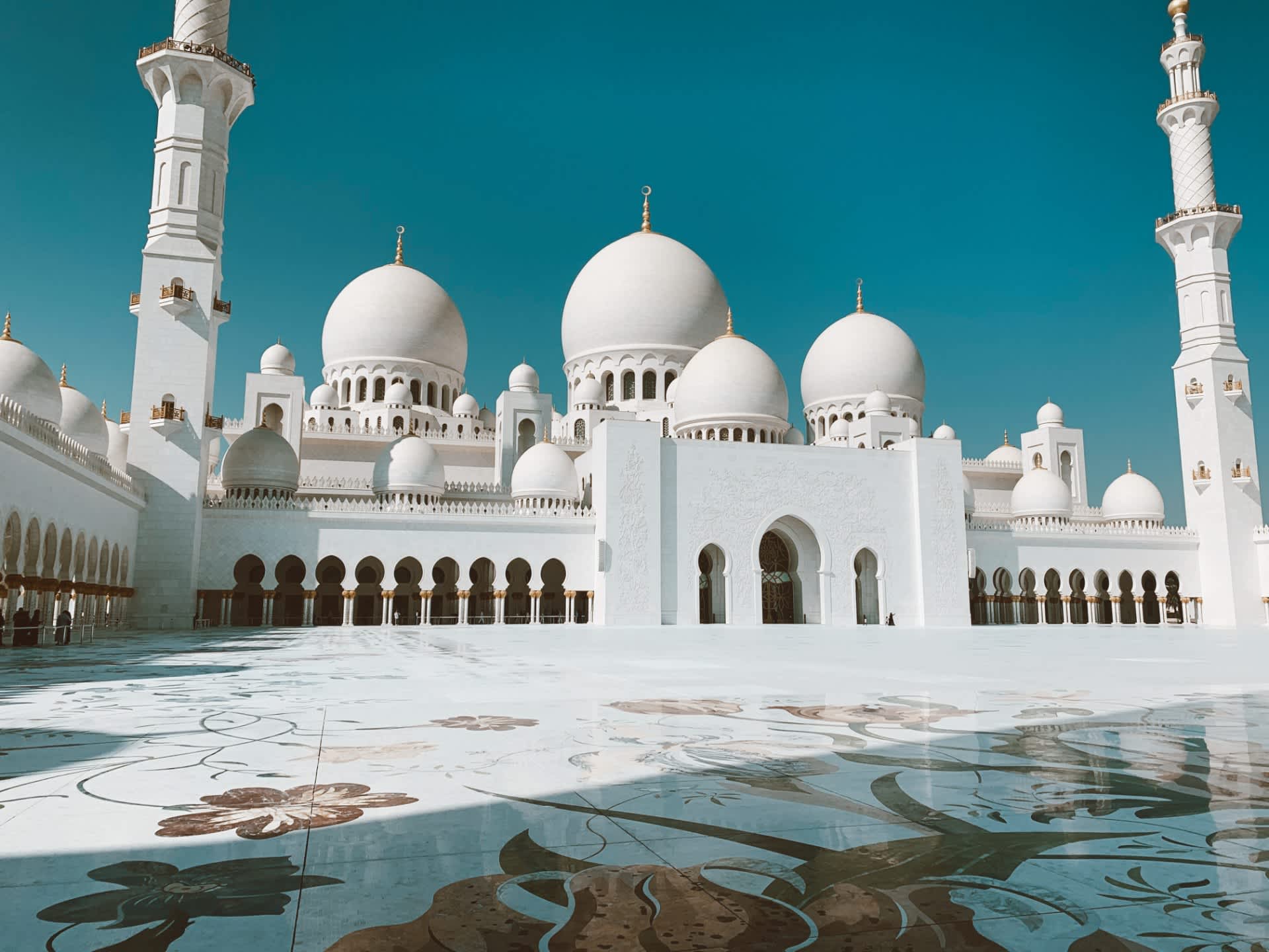Primera visita a Abu Dhabi: imprescindibles