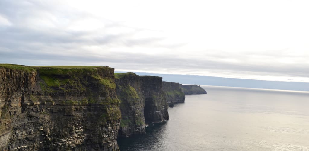 Guías para viajar y estudiar en Irlanda - Electricidad