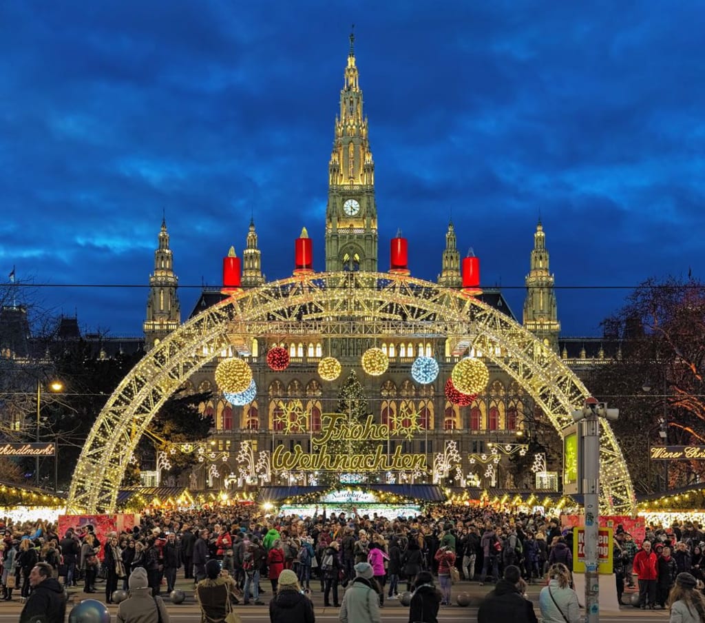 Abre e fecha na época do Natal e Ano Novo