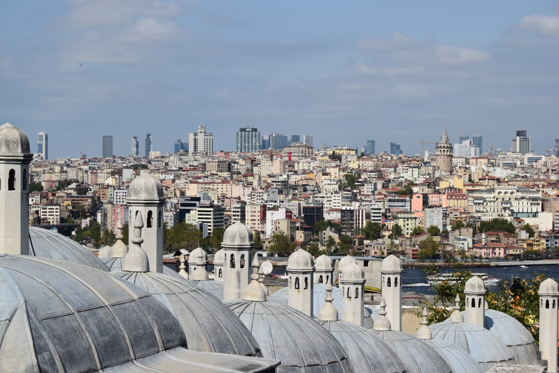 Todo lo que debes saber antes de viajar a Estambul - Worldpackers - estambul desde el aire