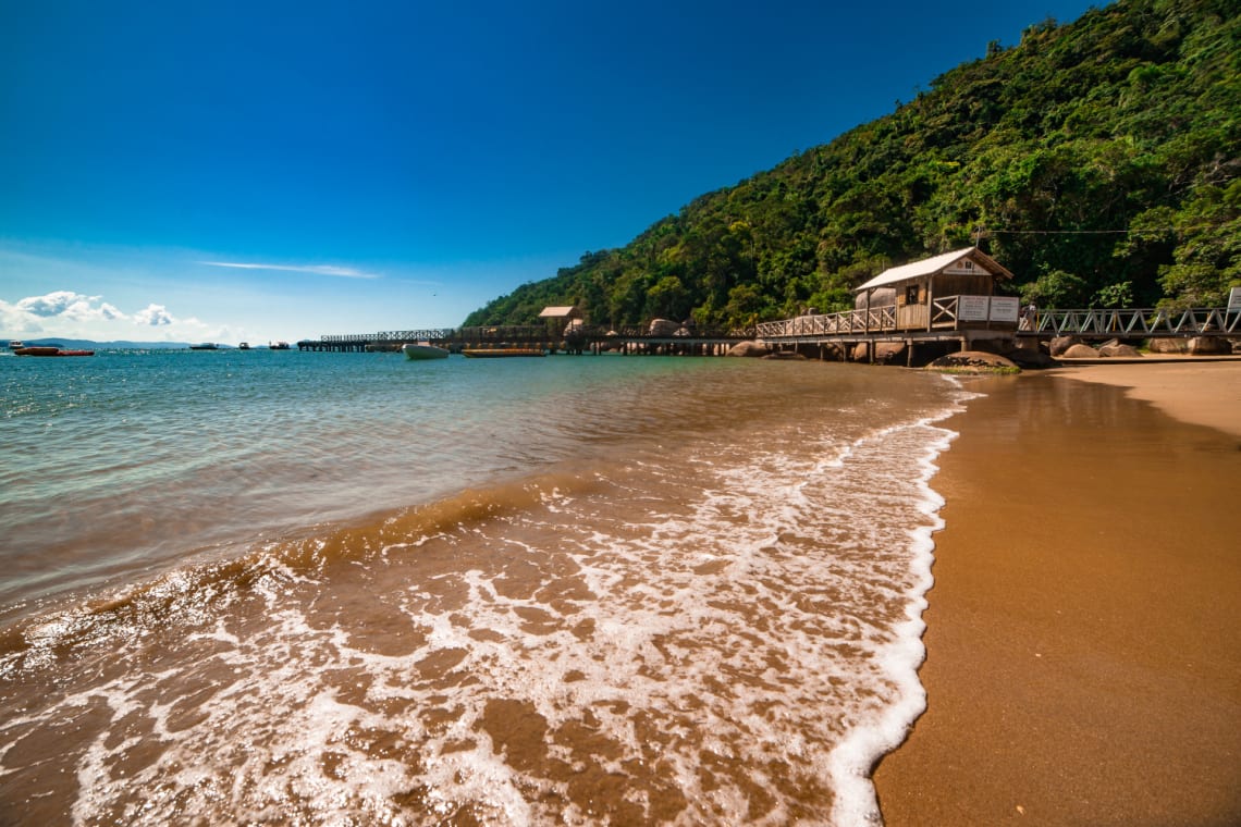 praia das laranjeiras