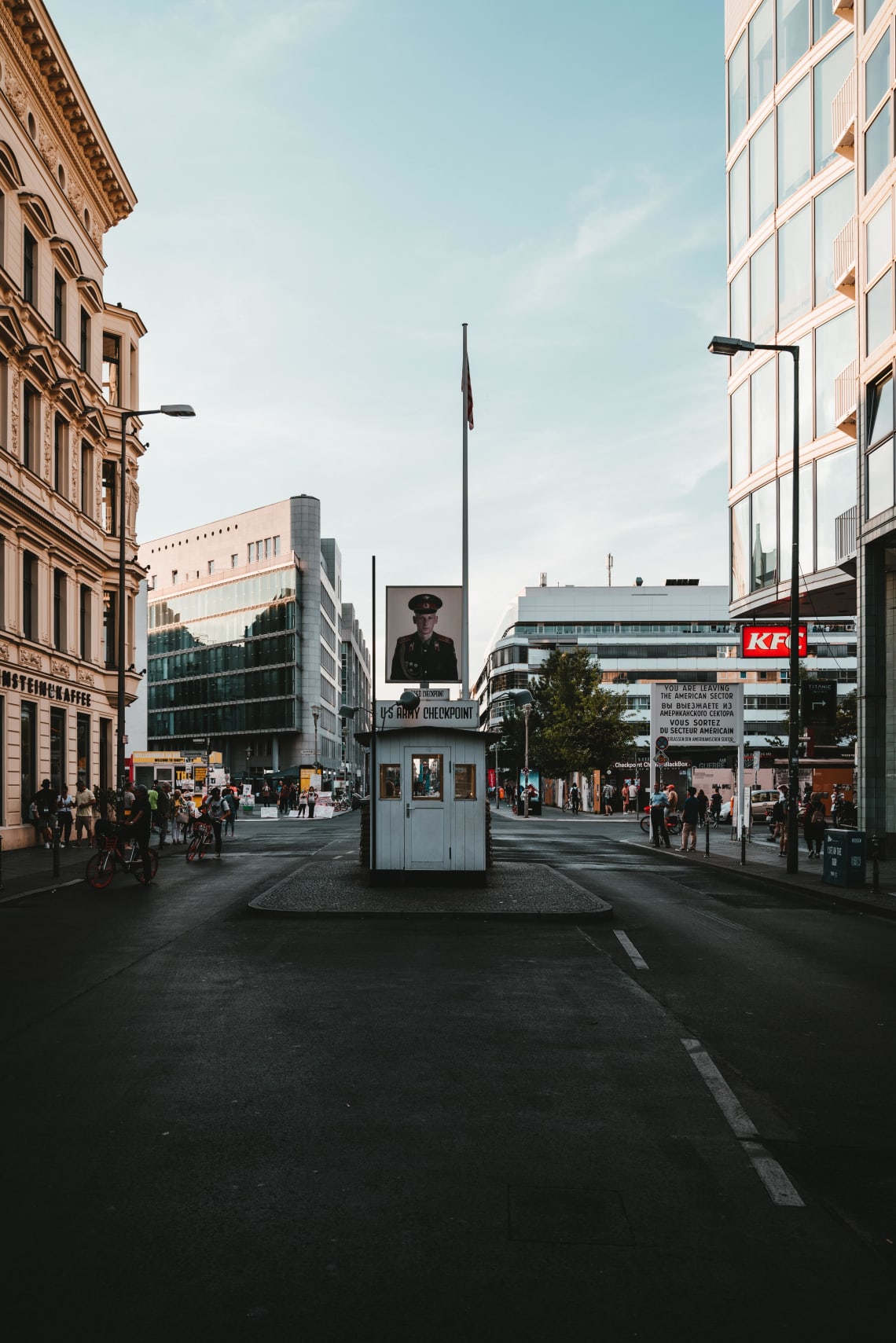 Things to do in Berlin: Checkpoint Charlie