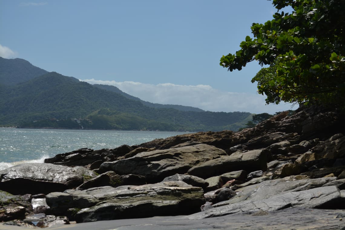 a Praia da Armação é uma das mais bonitas praias de Ilhabela