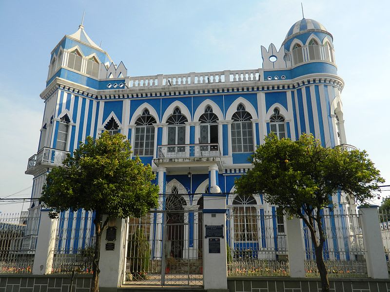 Las mejores cosas que hacer en Tarija y alrededores - Worldpackers - el Castillo azul en Tarija&nbsp;&nbsp;