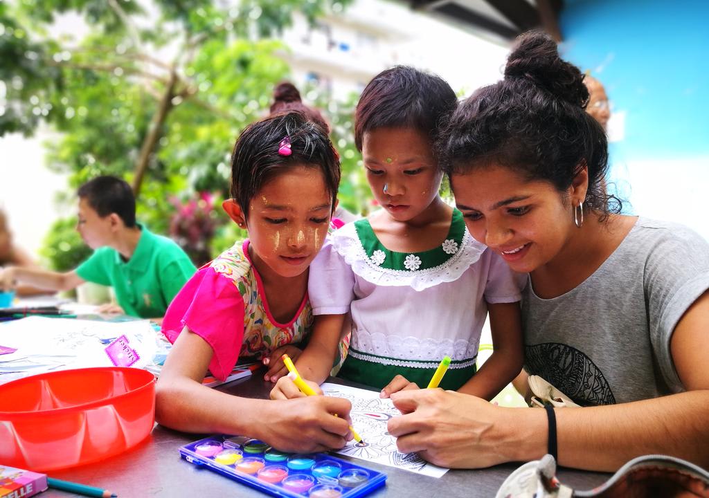 Help patients in a meditation center in Myanmar