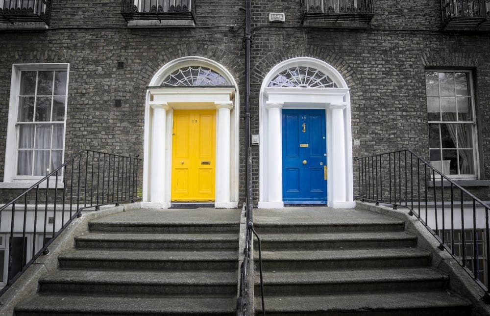 Guías para viajar y estudiar en Irlanda - Electricidad