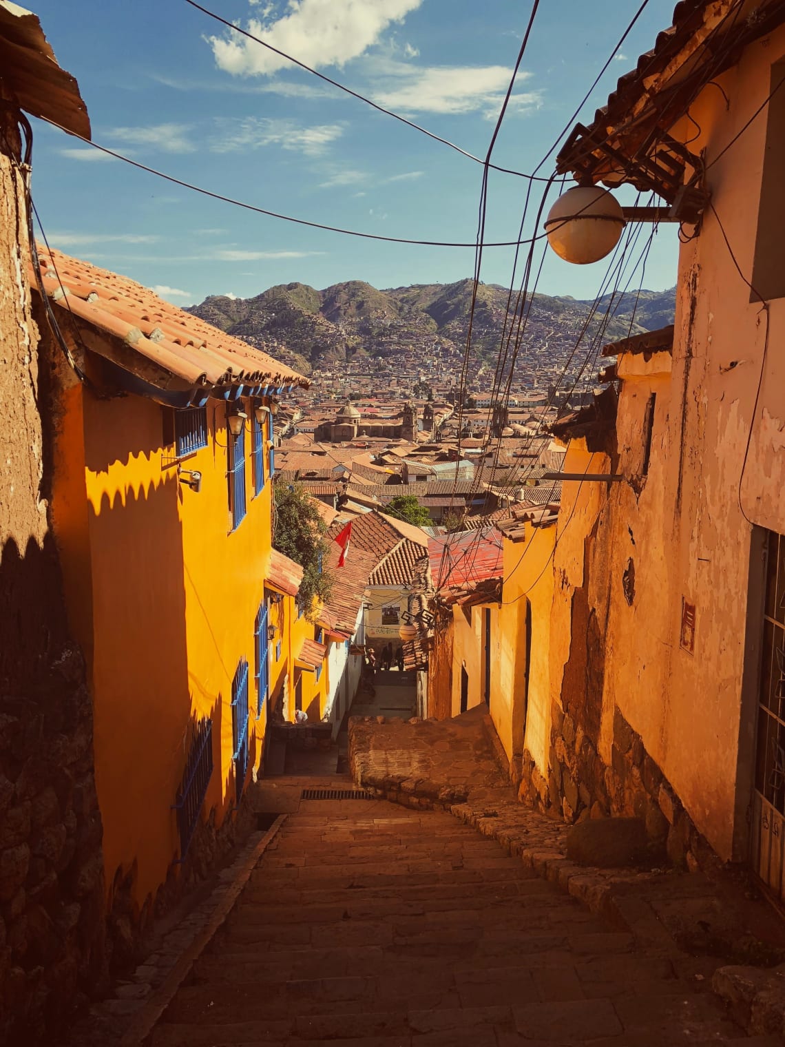 Beautiful alleyway, Cusco, Peru