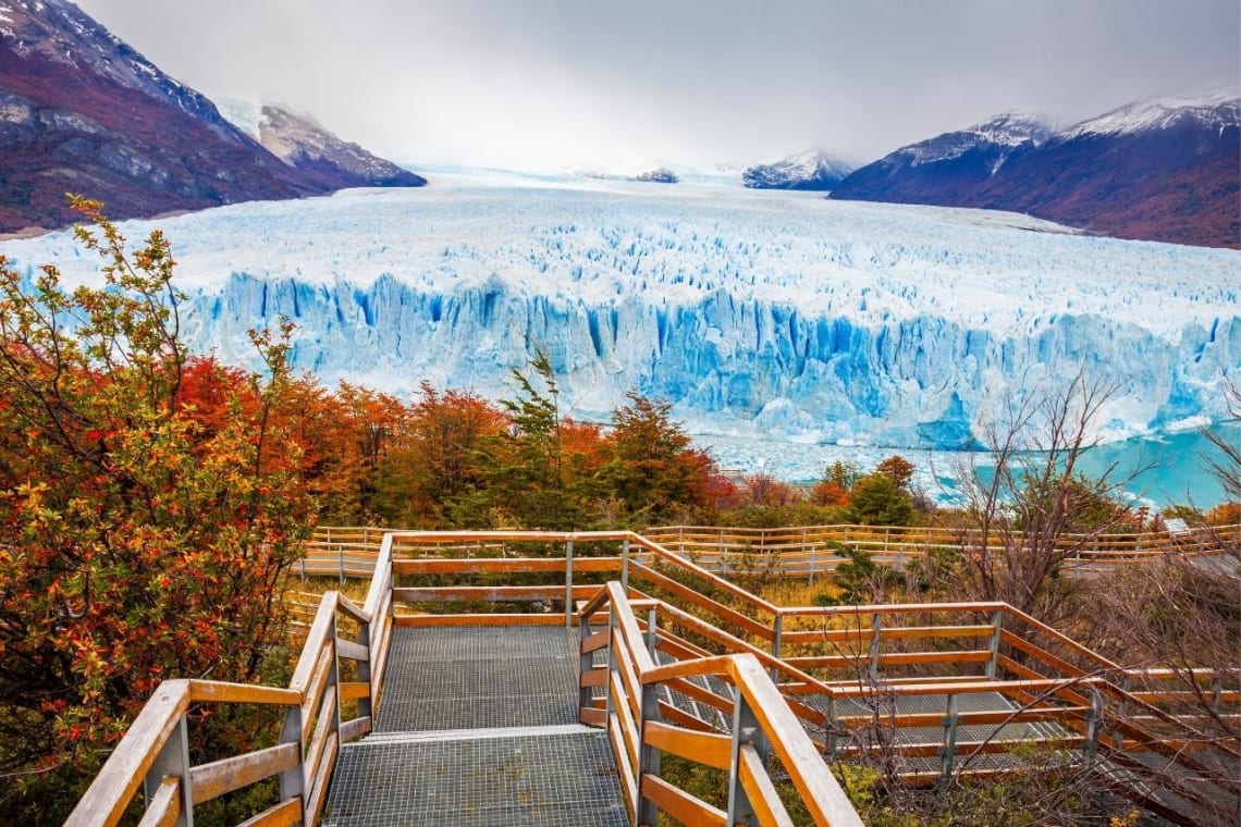 Glaciar Perito Moreno visto desde escalinata turística