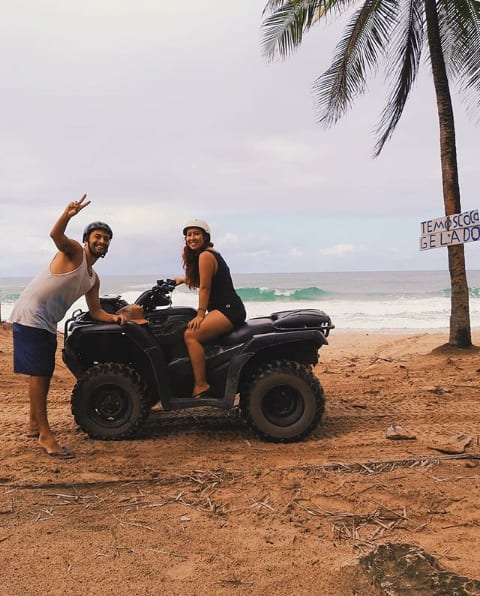 Casal anfitrião da guest house