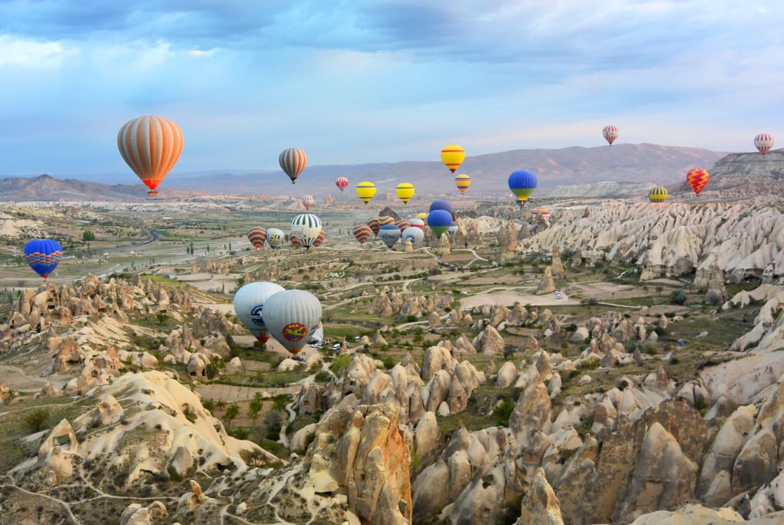 travel to turkey and visit the amazing capadocia