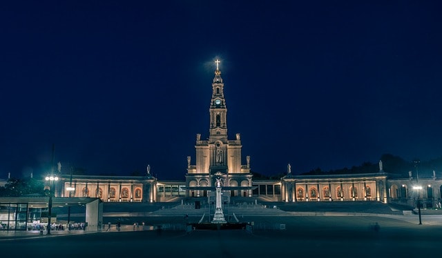 Cidades para conhecer em uma viagem para Lisboa: Fátima