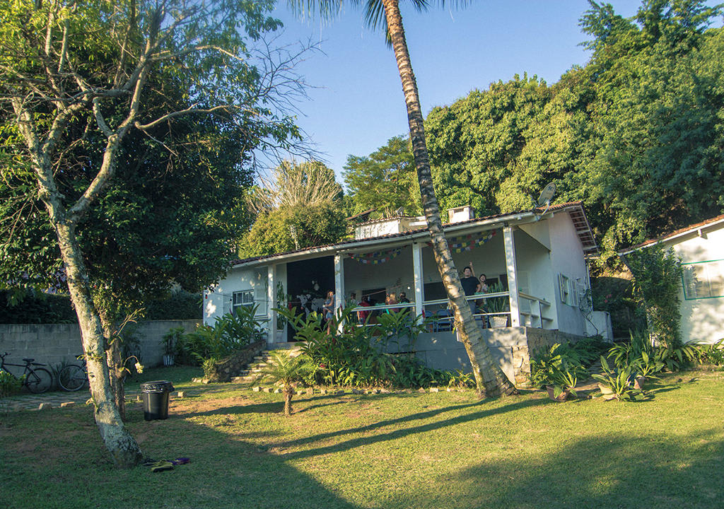 Granola Hostel - Ilhabela, Brasil